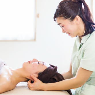 働き盛りの女性が、 心身ともに健やかで、自分らしく輝き、 ますます幸せになっていくサポートをする